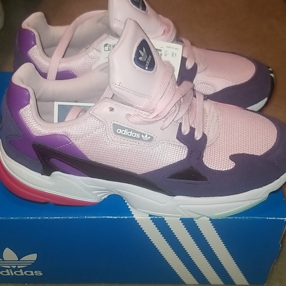 Falcon W BD7825 - Picture 2 of 5